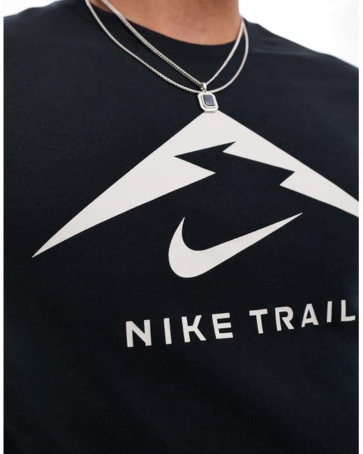Nike T-Shirt Met Logo in het Black voor heren