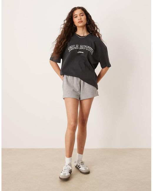 Active di Tala in Black
