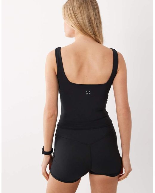 4505 Black Active Square Neck Vest With Inner Bra