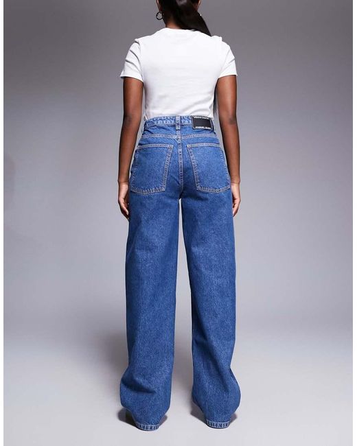 ASOS Weekend Collective in het Blue