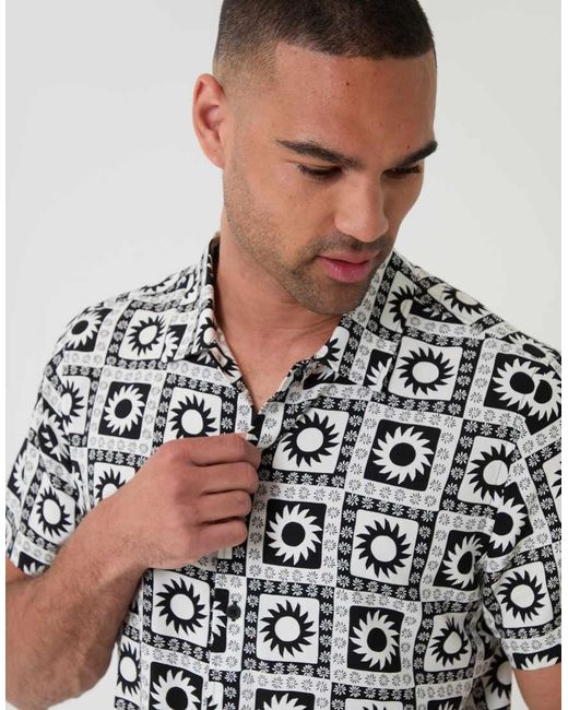 Threadbare White Geometric Sun Print Short Sleeve Shirt for men