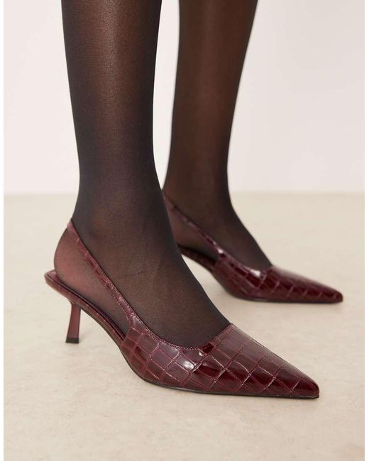 Zapatos Burdeos Efecto Piel De Cocodrilo Destalonados De Tacón Bajo De Charol Laura De -Rojo Raid de color Natural