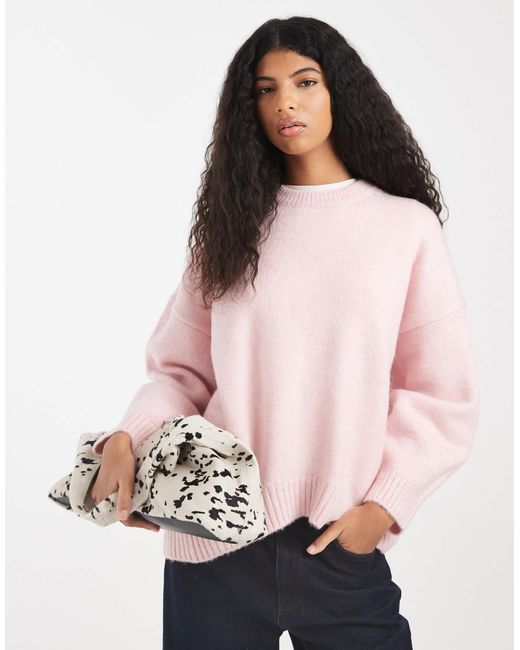 Pull oversize à col ras ASOS en coloris Pink