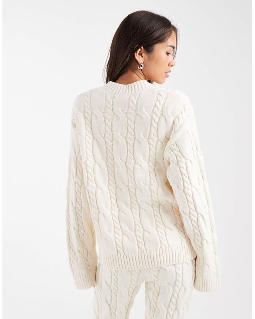 Pull d'ensemble en maille torsadée 4th & Reckless en coloris White