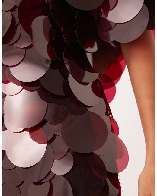 Vestido Largo Rojo Vino Con Cuello Subido De Lentejuelas Grandes De ARRANGE de color Red