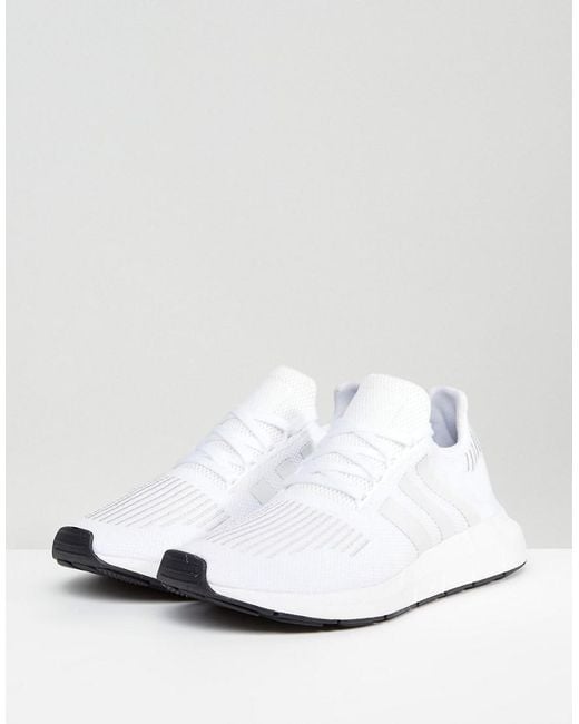 adidas Originals Swift Run Trainers In White Cg4112 for Men | Lyst