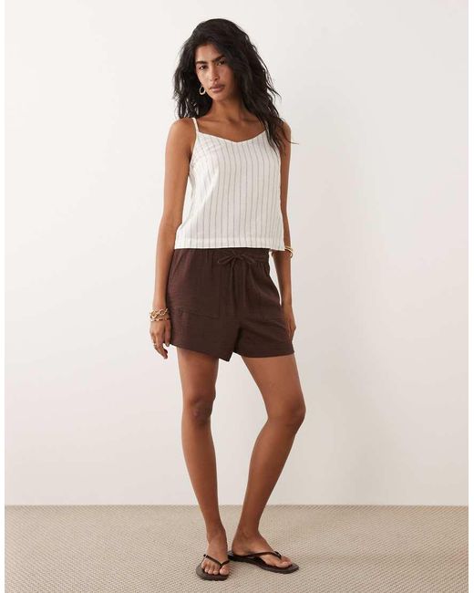 Jdy Brown Mid Waist Shorts