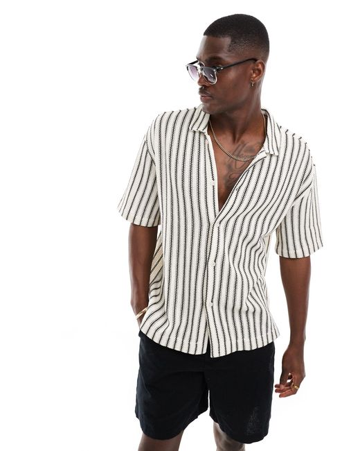 Bershka White Textured Revere Neck Stripe Shirt for men