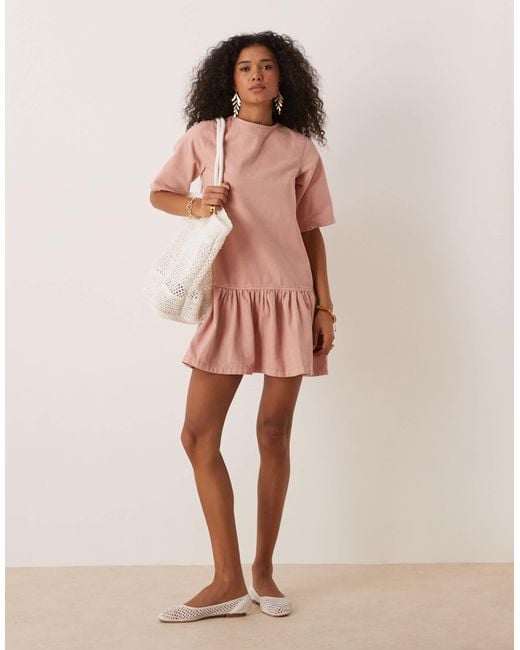 Robe t-shirt courte en denim avec taille basse - rose ASOS en coloris Pink