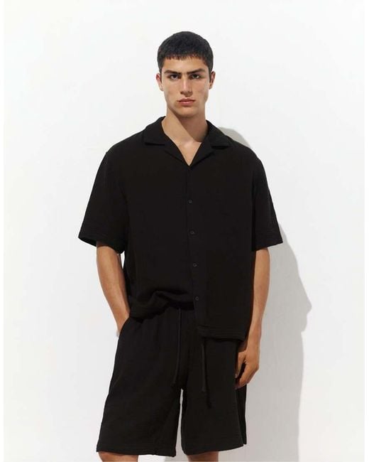 Pull&Bear Black Short Sleeve Crepe Shirt for men