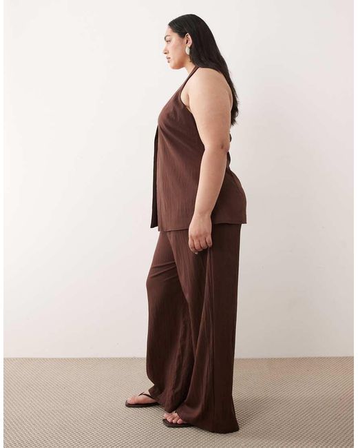 Curve ASOS de color Brown