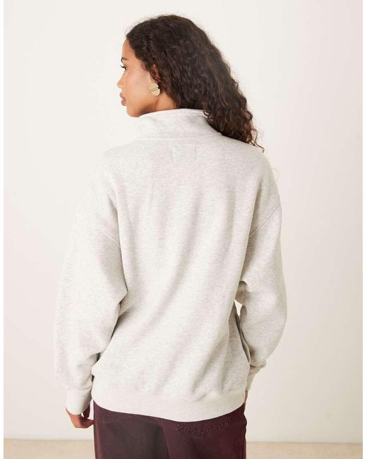 Abercrombie & Fitch Fleece Sweatshirt Met Logo En Kwartrits in het Natural