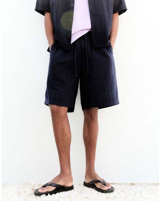 Pull&Bear Blue Linen Blend Textured Bermuda for men