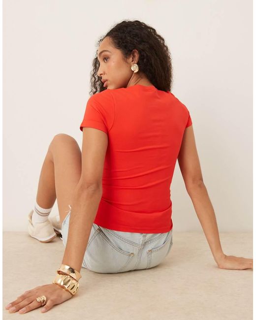 ASOS Naadloos Vormend T-Shirt Met Ronde Hals in het Red