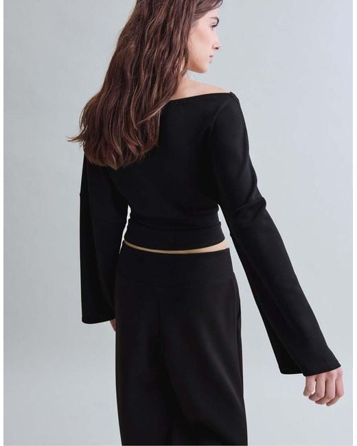 Stradivarius Black Asymmetric Cropped Sweatshirt
