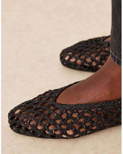 ASOS Black – linus – schlichte ballerinas im em webdesign