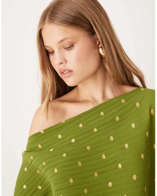 Never Fully Dressed Tilly in het Green