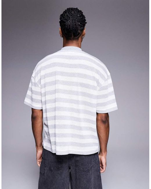 T-Shirt Oversize Squadrata Testurizzata A Righe Con Scollo A V E Stampa di ASOS in Gray da Uomo