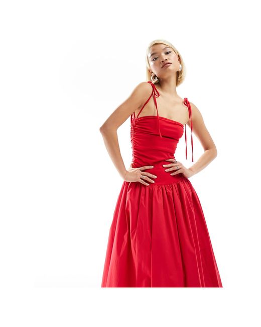 Alexa - robe mi-longue nouée aux épaules - cerise Amy Lynn en coloris Red
