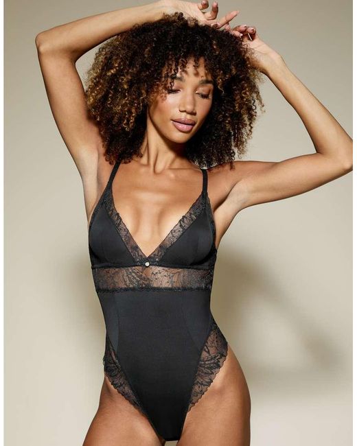 KBX Black Louisa Soft Triangle Body