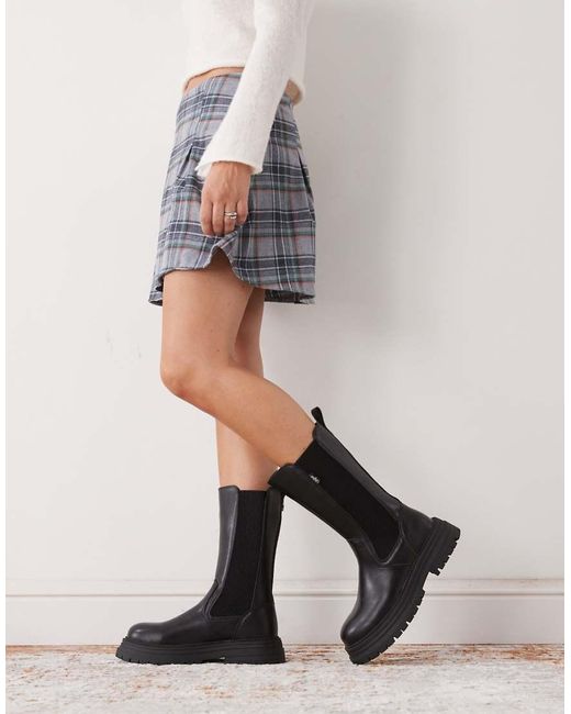 Lennox di Buffalo in Black