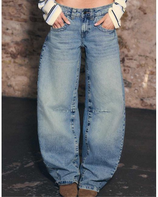 Stradivarius Blue Low-Rise Balloon Jeans