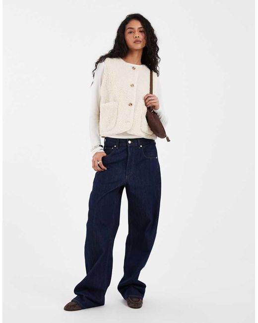 Rema Levi's de color White