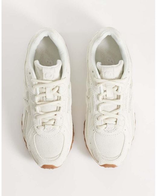 New Balance White 204L Trainers