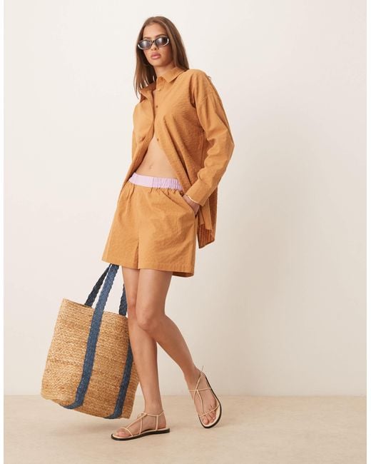 Short style caleçon d'ensemble en crêpe avec taille contrastante à rayures - fauve ASOS en coloris Natural