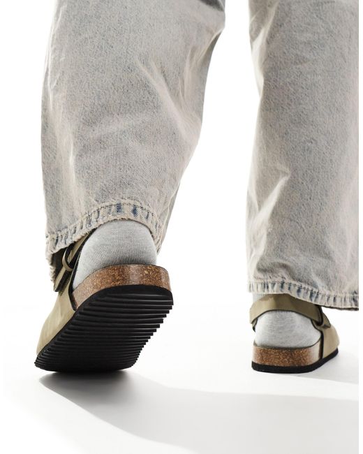 Sandales à enfiler style sabots avec boucle - kaki ASOS pour homme en coloris Gray