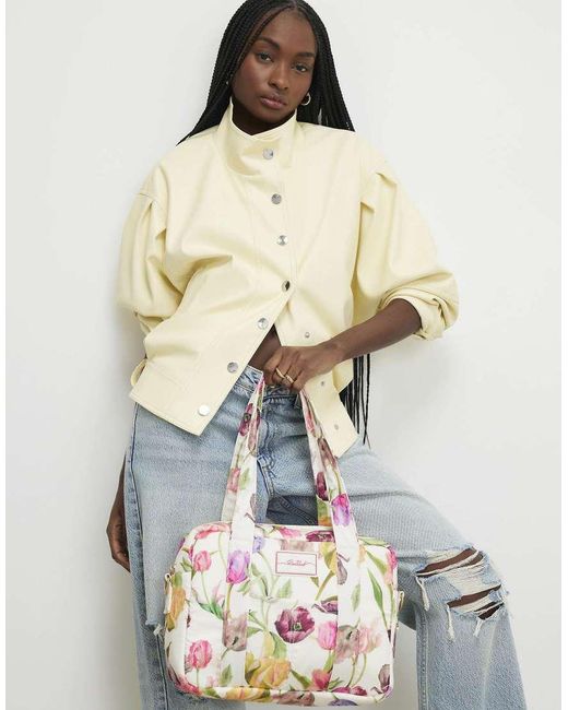 River Island White Floral Print Holdall Bag