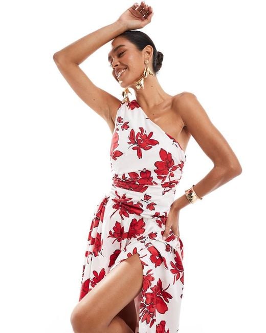 Vestido Largo Blanco Y Rojo Asimétrico Con Estampado Floral Y Abertura Lateral De Abercrombie & Fitch de color Red
