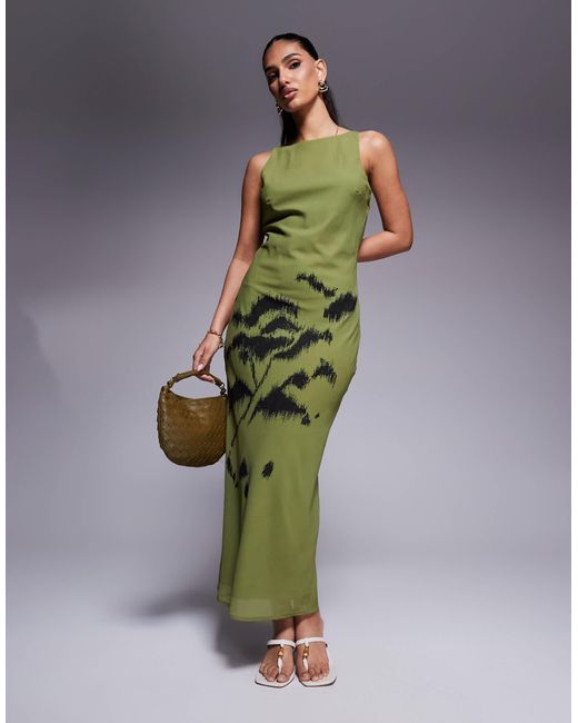 ASOS Green – maxi-trägerkleid aus chiffon mit skizzenhaft plaziertem blumendruck und u-boot-ausschnitt