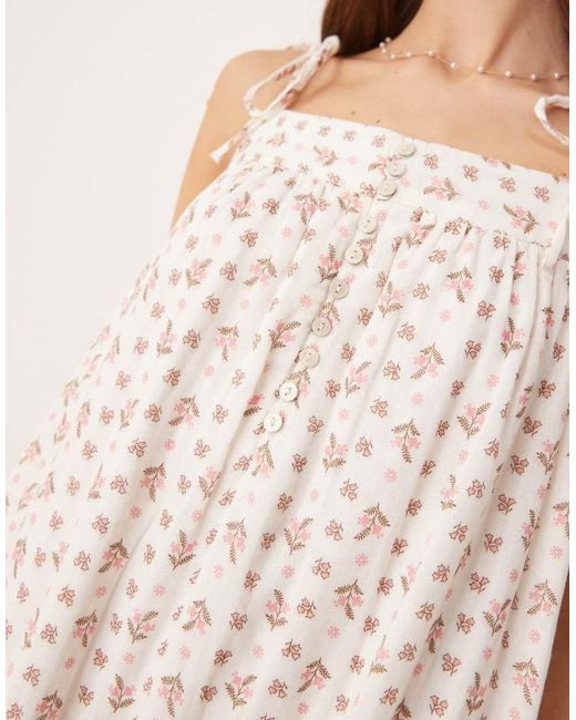Y.A.S Aangerimpeld Boho Maxi-Jurk Met Gestrikte Schouderbandjes in het Natural