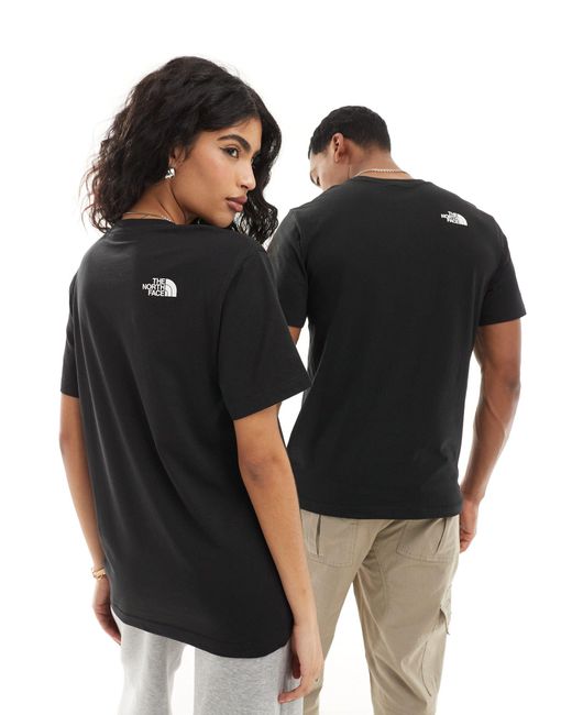 Simple dome - t-shirt nera con logo di The North Face in Black