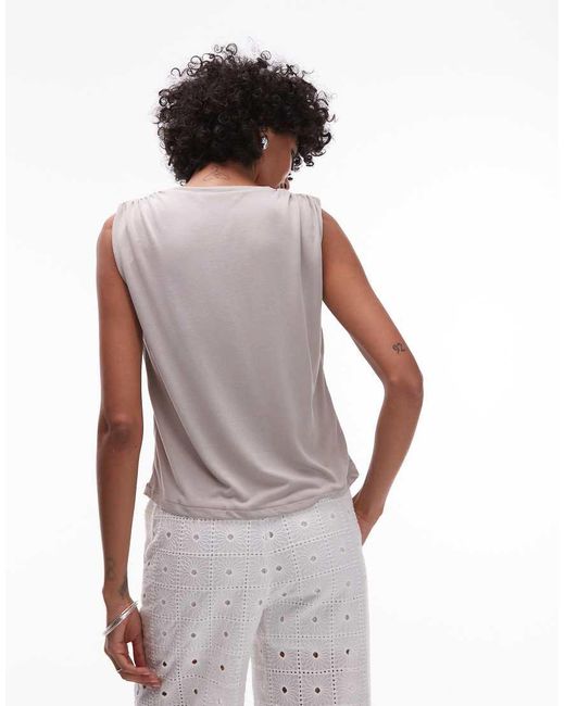 Mango Zacht Gerimpeld T-Shirt Met Schouderdetails in het Brown