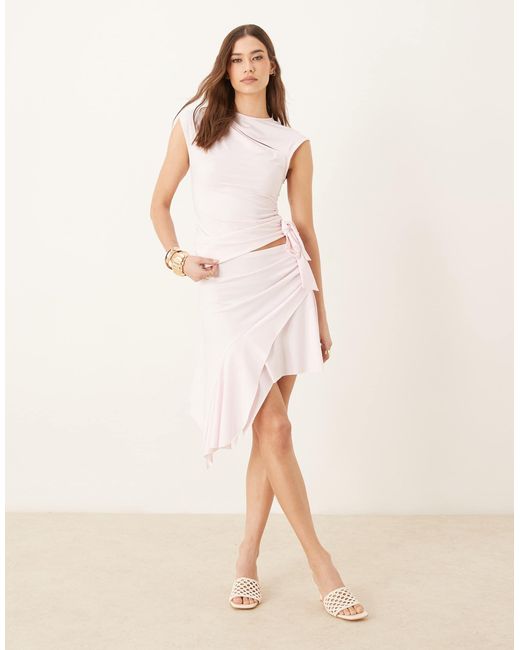 Top d'ensemble à encolure bateau avec détail noué sur le côté - pastel ASOS en coloris White
