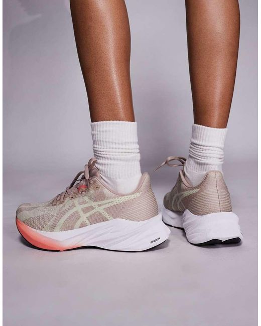 Asics Dynablast 5 in het Purple