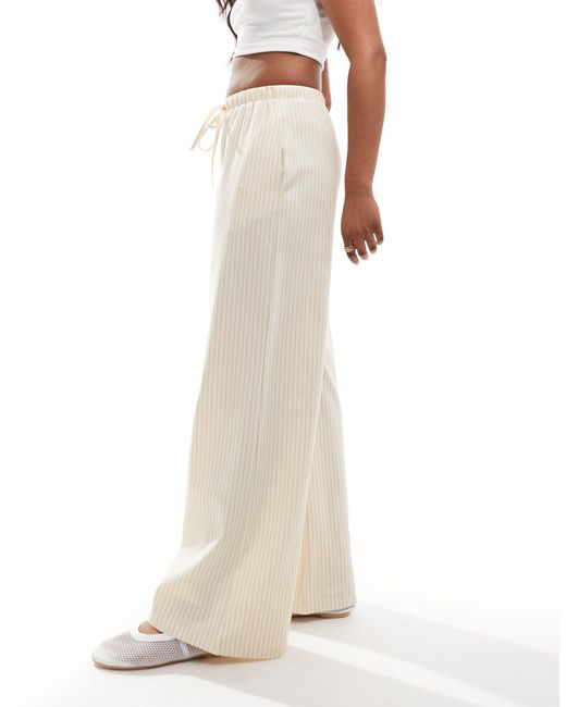 Pantalon rayé ample avec liens noués à la taille - taupe ASOS en coloris White