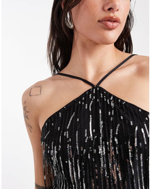 Robe courte ornée ONLY en coloris Black