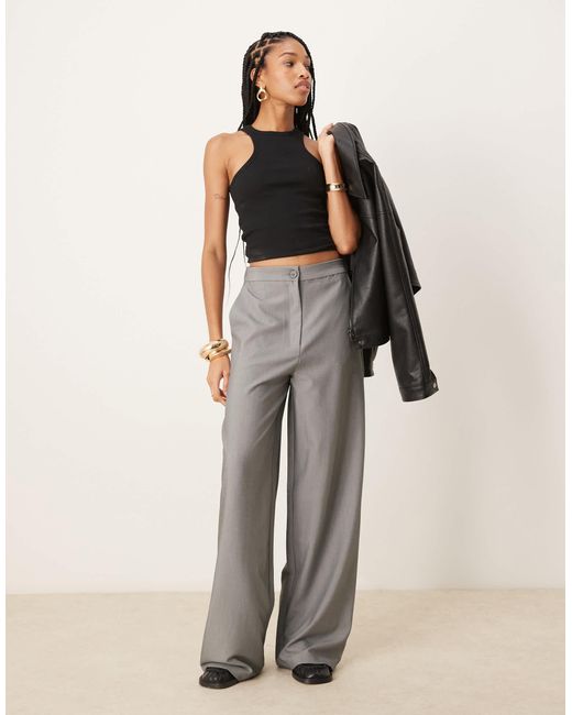 Tall - pantalon droit habillé coupe décontractée - gris ASOS en coloris Natural