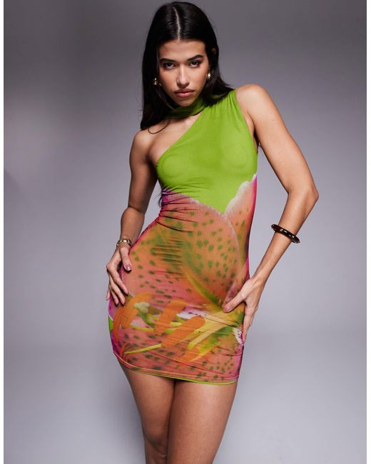 Kaiia Green – exklusives, doppellagiges mini-kleid aus geschmeidigem netzstoff mit one-shoulder-schnitt, schal-detail und blumenmuster