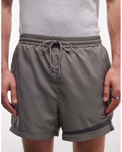 Umbro Geweven Voetbalshort in het Blue voor heren