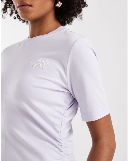 Calvin klein - t-shirt avec logo imprimé façon gel - lilas/ Calvin Klein en coloris White