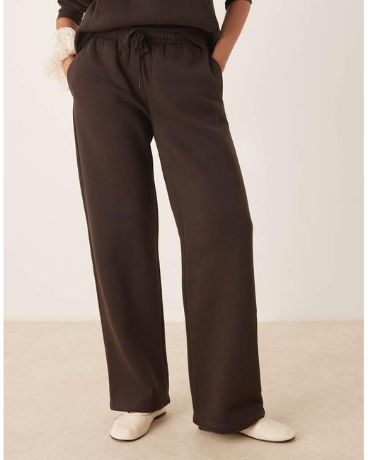 Joggers Sueltos De Pernera Recta De (Parte De Un Conjunto) Gina Tricot de color Natural