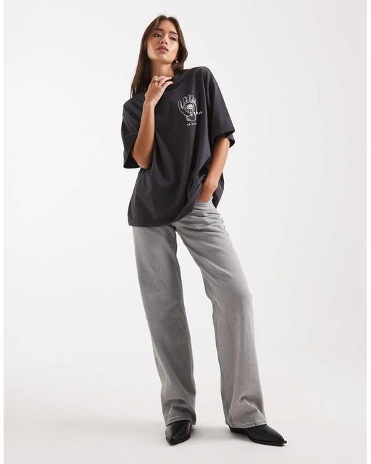 Levi's Black Oversized Graphic T-shirt