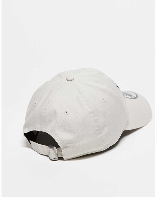Gorra Flexible Con Diseño "Daffy Duck" 9Twenty De -Neutro KTZ de color White