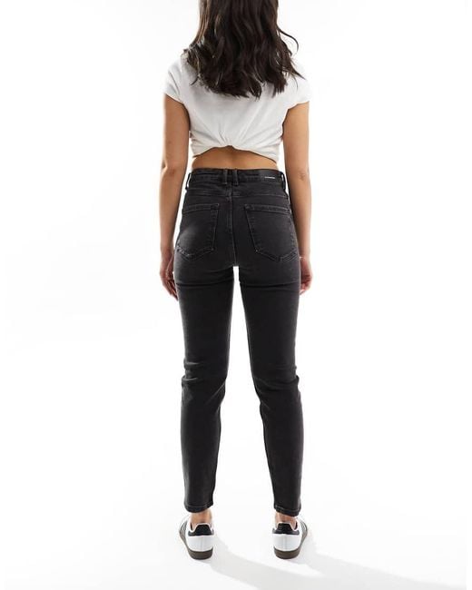 Stradivarius Blue 1465 Slim-fit Mom Jeans
