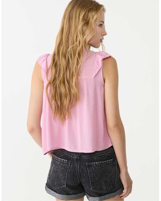 Blusa Ampia Polvere Con Volant di Stradivarius in Pink