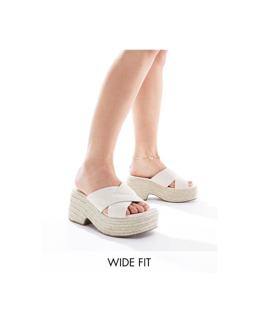 Toy - sandales compensées pointure large à brides croisées - naturel ASOS en coloris White